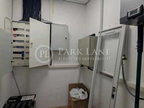 коммерческая по адресу Михаила Грушевского ул., 9б