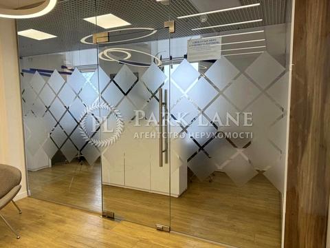 коммерческая по адресу Михаила Грушевского ул., 9б