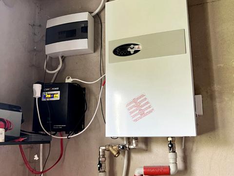 будинок за адресою Салютна вул.