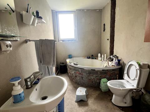 будинок за адресою Салютна вул.