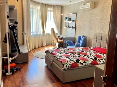 квартира по адресу Гетьмана Кирилла Разумовского ул. (Миколи Краснова), 17