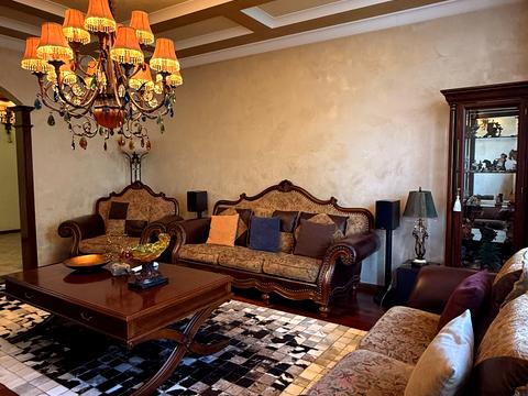 дом по адресу Каменярів ул.