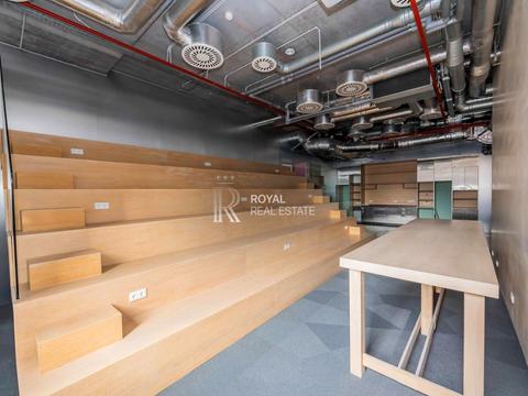 комерційна за адресою Велика Васильківська вул. (Червоноармійська), 100