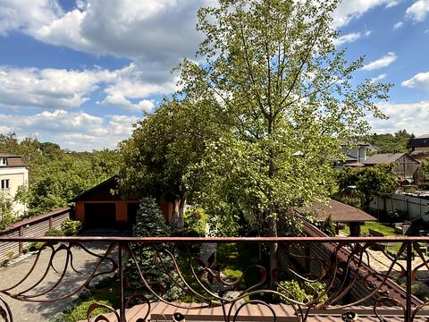 дом по адресу Каменярів ул.