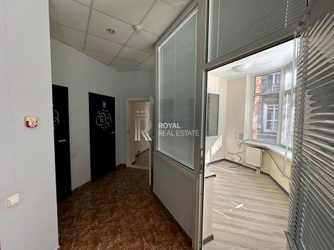 комерційна за адресою Київ, Велика Васильківська вул. (Червоноармійська), 28-А