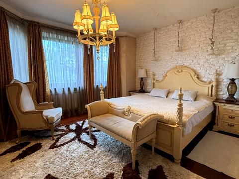 дом по адресу Каменярів ул.