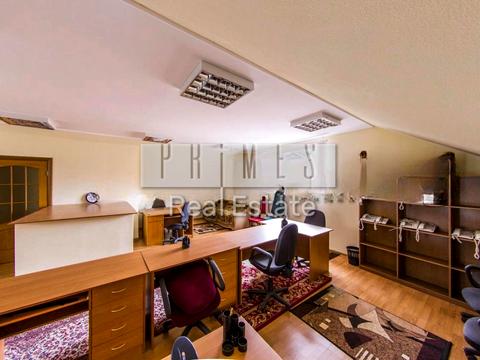 комерційна за адресою Нагірна вул., 27а