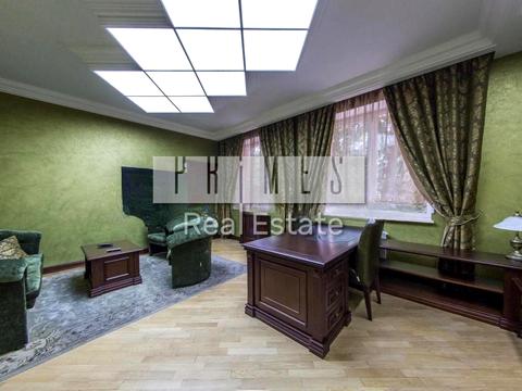 комерційна за адресою Нагірна вул., 27а