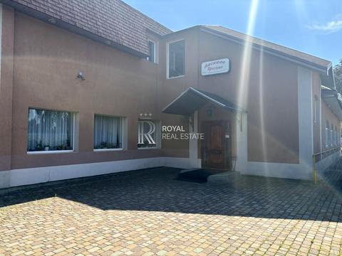 комерційна за адресою Стеценка вул., 21