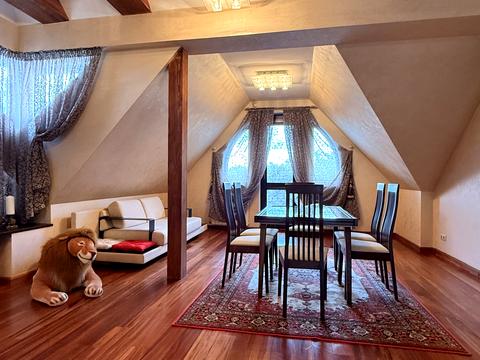 дом по адресу Каменярів ул.