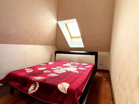 дом по адресу Каменярів ул.