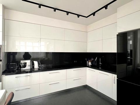 квартира по адресу Средняя ул., 24 к1