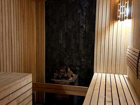 дом по адресу Каменярів ул.