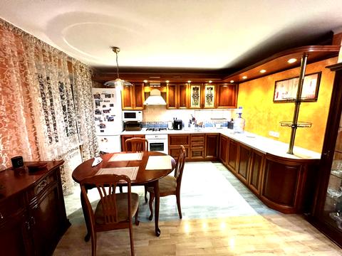 квартира за адресою Сім'ї Ідзиковських вул. (Михайла Мишина), 25