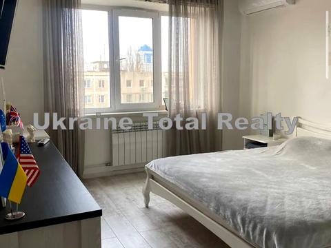 квартира по адресу Академіка Кіпріанова ул., 4