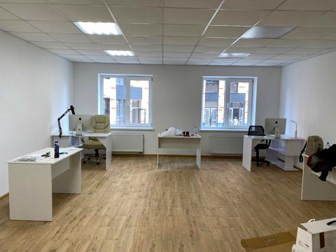 комерційна за адресою Юлія Чигирина вул., 13