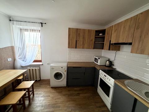 квартира по адресу Листопадная ул., 12