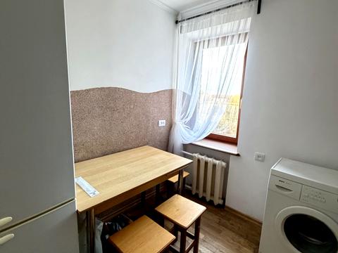 квартира по адресу Листопадная ул., 12