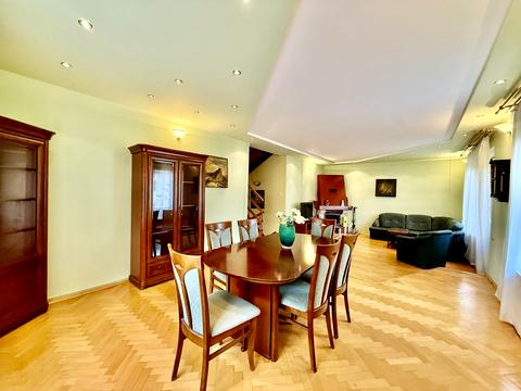 будинок за адресою смт. Брюховичі, Бурденка вул., 6