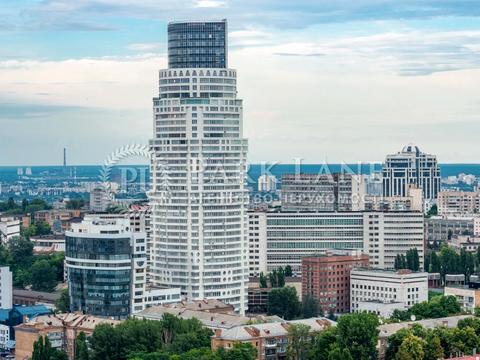 комерційна за адресою Кловський узвіз, 7a