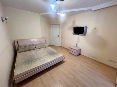 квартира по адресу Дмитрия Яворницкого просп. (Карла Маркса), 45