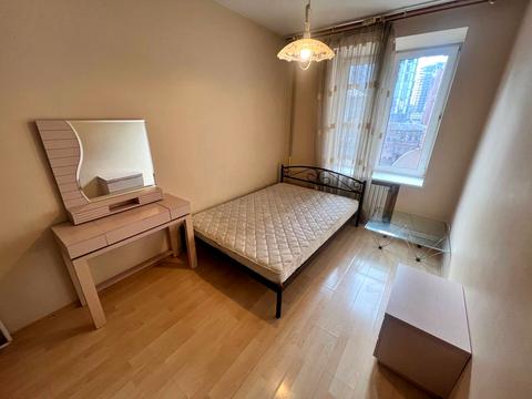 квартира по адресу Дмитрия Яворницкого просп. (Карла Маркса), 45