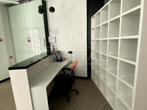 коммерческая по адресу Евгения Коновальца ул. (Щорса), 3