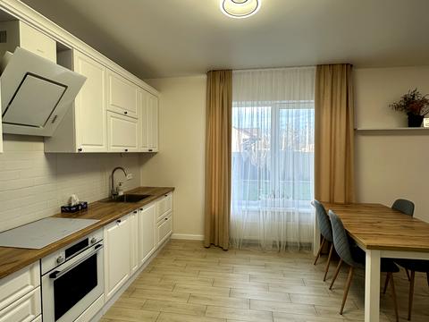 будинок за адресою Миру