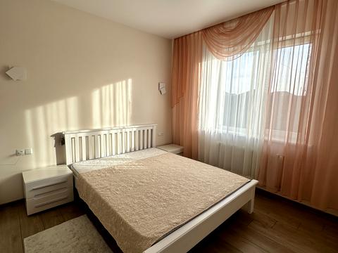 будинок за адресою Миру