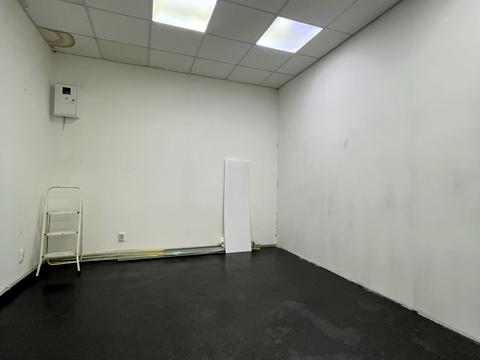 комерційна за адресою Парусний пров., 19