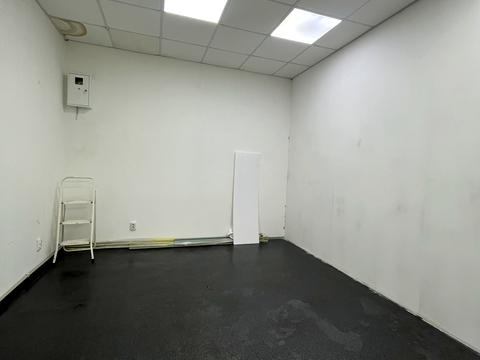 комерційна за адресою Парусний пров., 19