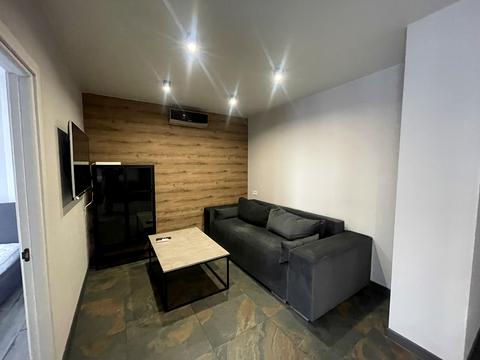 квартира за адресою Микільсько-Слобідська вул., 8