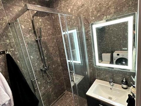 квартира за адресою Євгена Чикаленка вул., 50/1