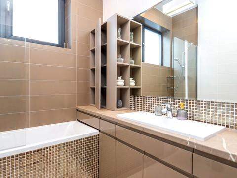 дом по адресу європейська