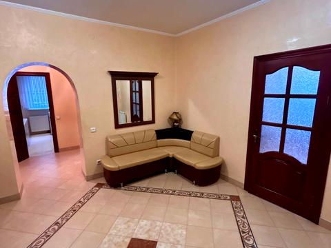 квартира за адресою Військова вул., 2