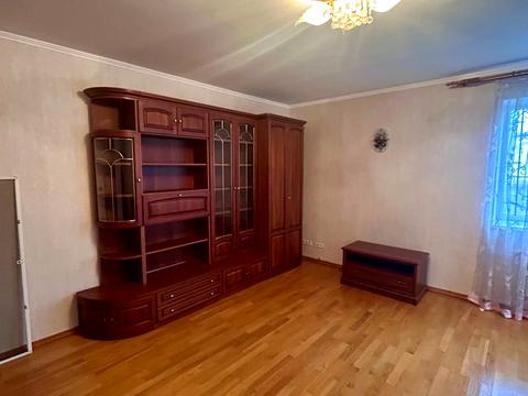 квартира за адресою Військова вул., 2