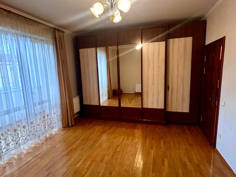 квартира за адресою Військова вул., 2