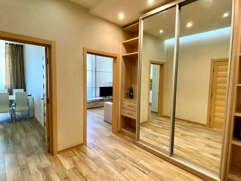 квартира за адресою Київ, Генерала Шаповала вул. (Механізаторів), 2