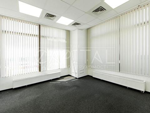 комерційна за адресою Київ, Богдана Хмельницького вул., 9