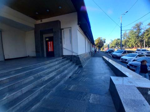 комерційна за адресою Лесі Українки просп. (Пушкіна), 15