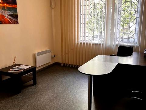 комерційна за адресою Лесі Українки просп. (Пушкіна), 15