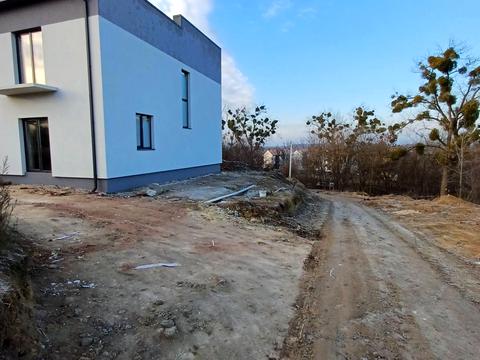 дом по адресу вул. Щаслива