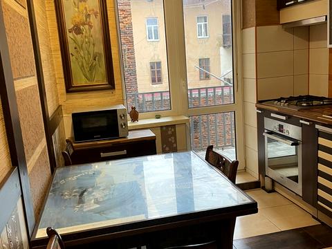 квартира за адресою Гетьмана Петра Дорошенка вул. (), 7