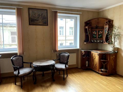 квартира за адресою Гетьмана Петра Дорошенка вул. (), 7