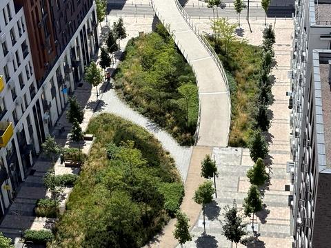 квартира за адресою Київ, Салютна вул., 2к24