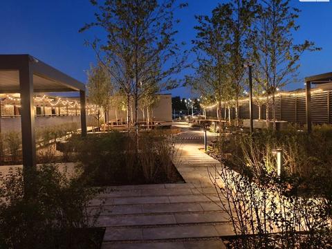 квартира за адресою Київ, Салютна вул., 2к24