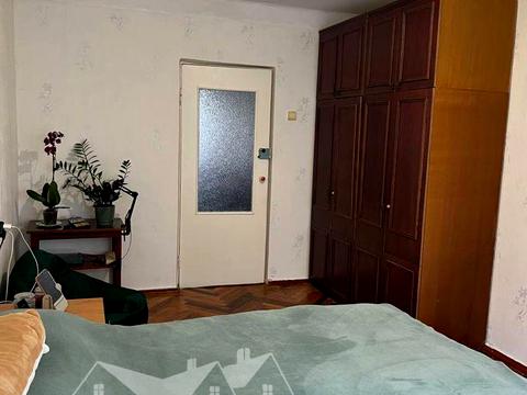 квартира за адресою Дніпровська вул., 8