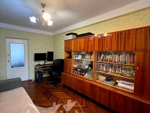 квартира за адресою Дніпровська вул., 8