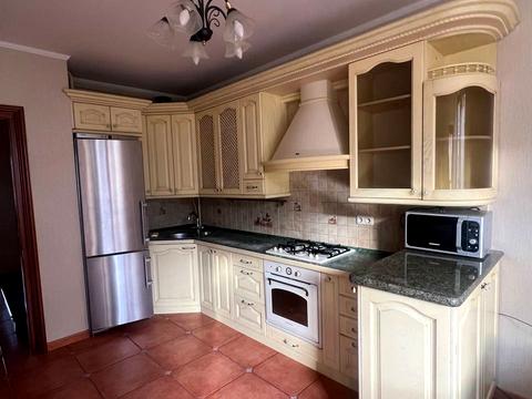 квартира за адресою Миколи Лукаша вул., 3