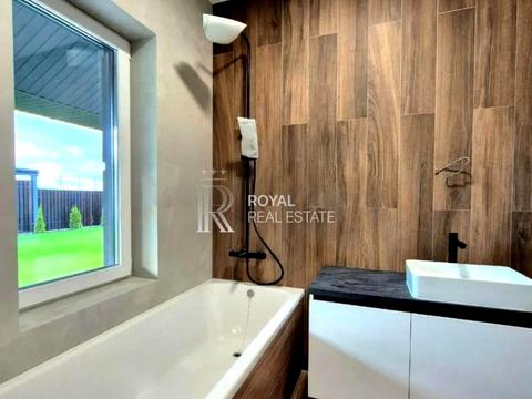 будинок за адресою с. Підгірці, Лугова вул., 35